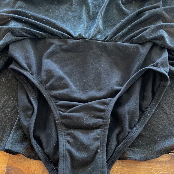 Black Leotard with colorful sequins - Picture 2 of 3